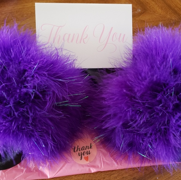 Fur slides - Picture 3 of 5